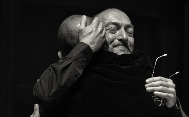 Alessandro de' Marchis embraces Franco Fagioli