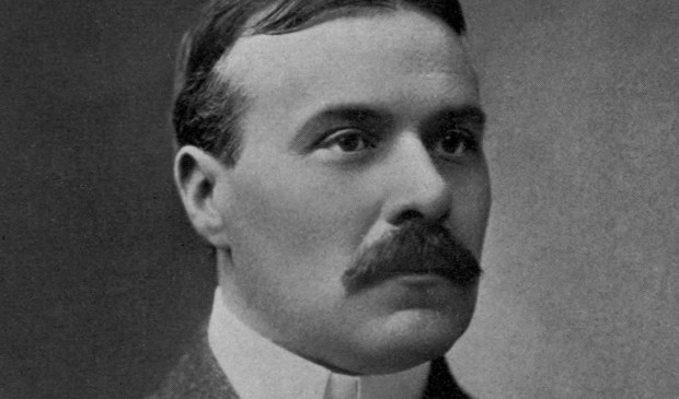 Robert W Chambers (long)